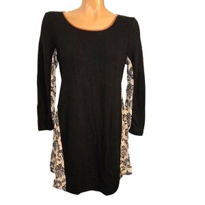 THML Black Cream Damask Contrast‎ Print Long Sleeve fit flare Dress Size Medium
